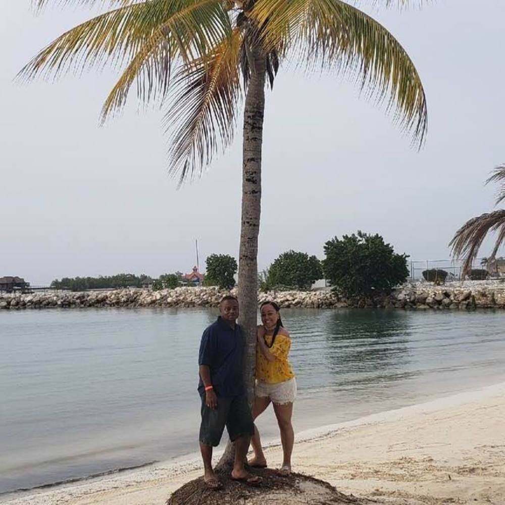 Meet your Posher, Adriane-melvin